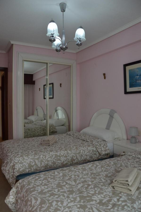 Gemelos2 Loysan Apt. With Pool Benidorm Eksteriør bilde